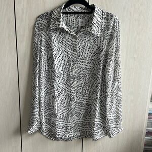 Cabi long sleeve top, black white button up